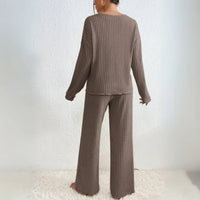vivienne-dwuczesciowy-zestaw-z-prostymi-spodniami-i-topem-z-dekoltem-w-serek Dámský top