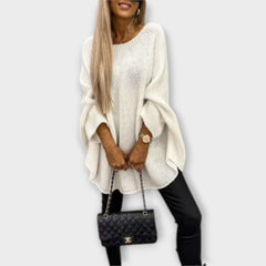 stylovy-damsky-svetr-s-kulatym-vystrihem