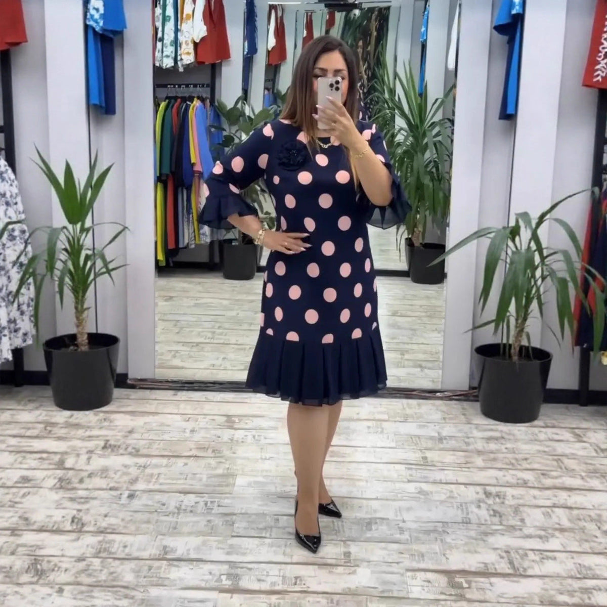 Amalfi Elegantní midi šaty