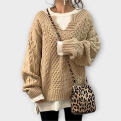 oversized-svetr-s-kabelovym-vzorem