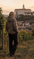 Dámská mikina s kapucí a leopardím vzorem