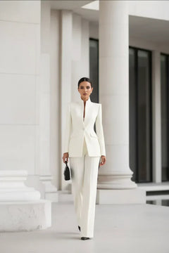 georgina-sada-sako-a-palazzo-kalhoty